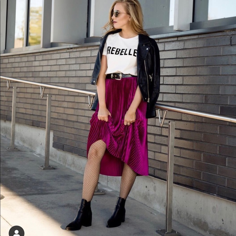 Pink Velvet Pleated Zara Skirt - Midi